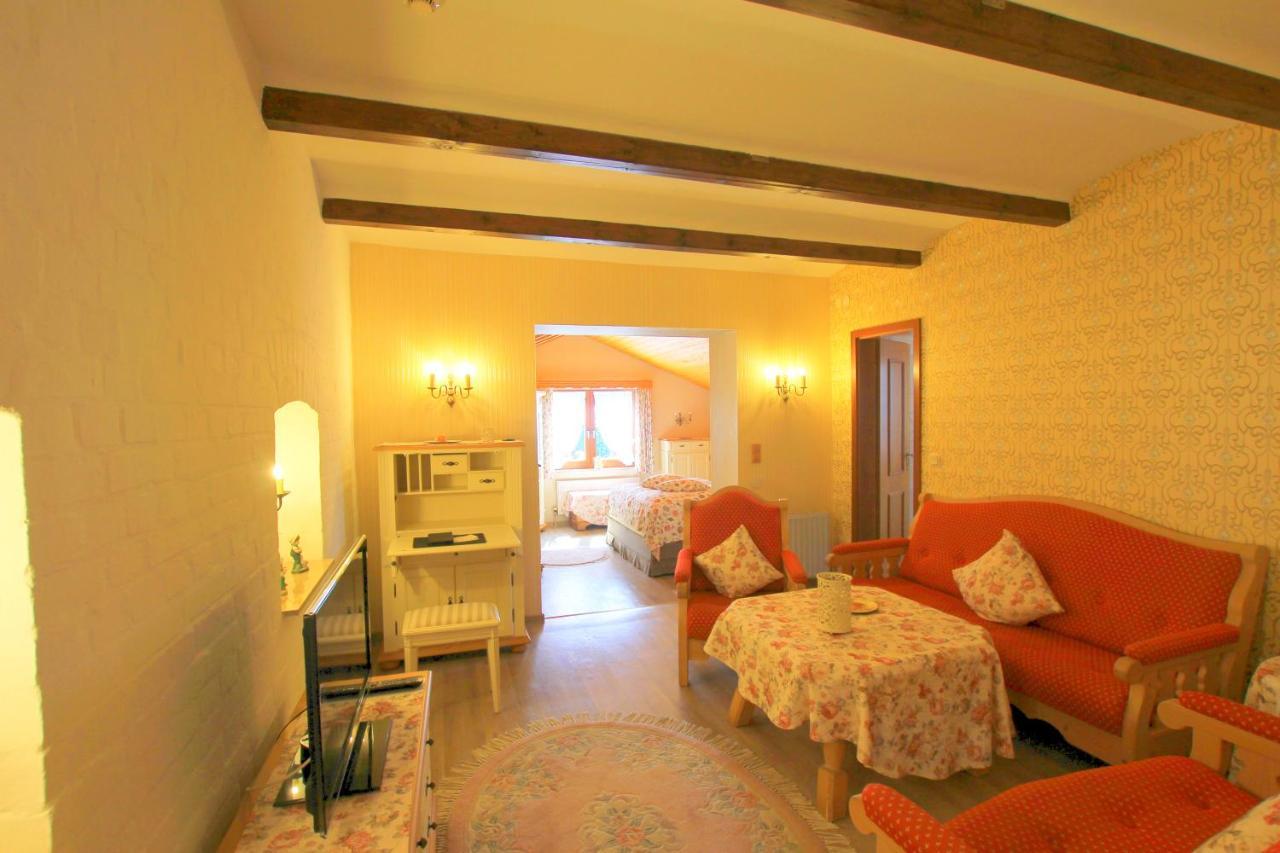 Landhaus Hotel Romantik Гота Экстерьер фото